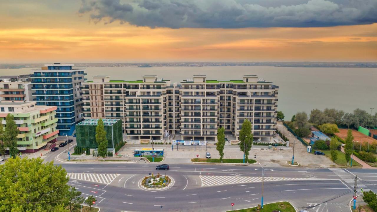 Aurora Apartments Mamaia Eksteriør billede